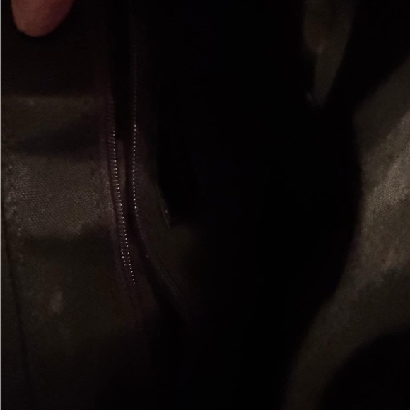 Liz Claiborne Elegant Brown Leather Bag 11x7in - Picture 9 of 13